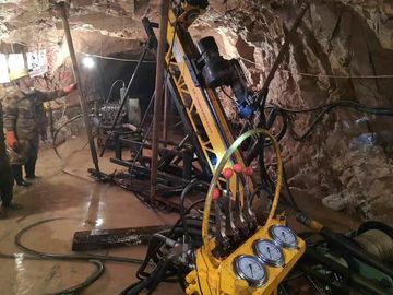 Z90-3 HQ 300mのトンネルを掘ることおよび水保護に使用する地下の掘削装置