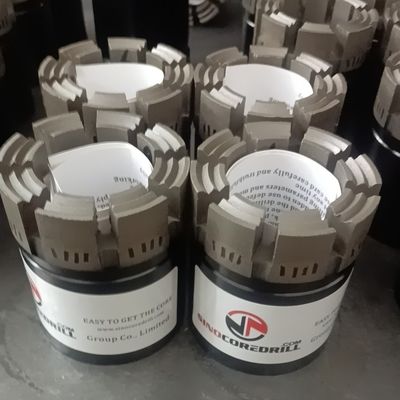 BQ NQ HQ PQ 多種多様な掘削作業のためのダブルチューブダイヤモンドコアビット