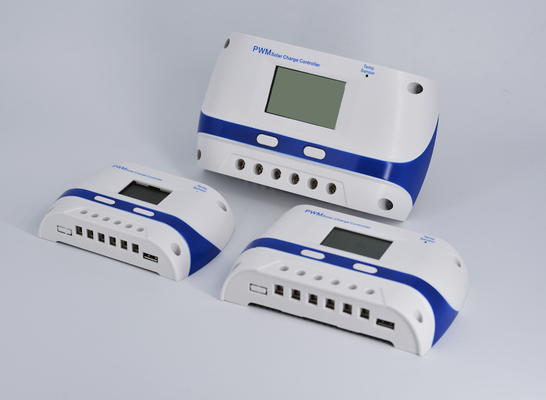 LED LCDの表示が付いている太陽充満PWM MPPTコントローラー